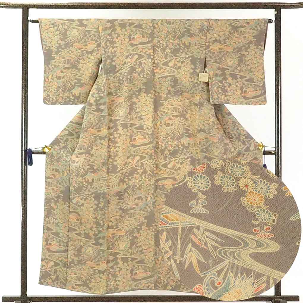 【中古】小紋 リサイクル着物 身丈156cm 裄63cm 前幅22.5cm 後幅28cm 袖丈49cm 正絹（シルク） レディース 袷仕立 秋冬春用 紫地 裄Mサイズ 美品 リユース