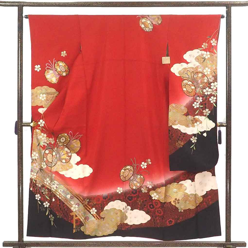 【中古】振袖 リサイクル着物 身丈157cm 裄丈69cm 前幅24cm 後幅29cm 袖丈107cm 袖幅34cm レディース 袷 椿 裄長 裄L-LLサイズ 秋冬春用 正絹（シルク）レッド 美品 リメイク リユース