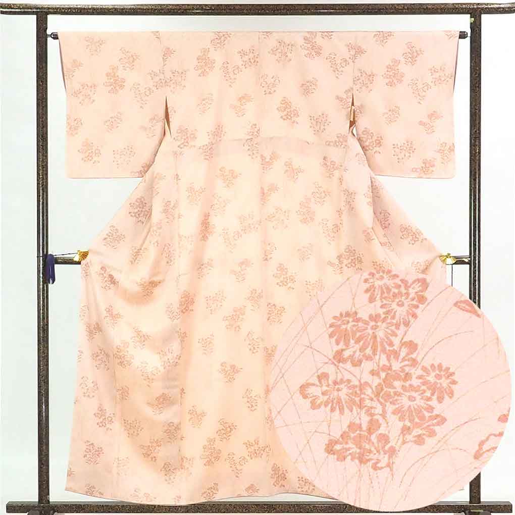 【中古】小紋 リサイクル着物 身丈158cm 裄65cm 前幅23cm 後幅30cm 袖丈49cm 正絹（シルク） レディース 袷仕立 秋冬春用 ピンク地 裄Mサイズ 未使用品 リユース