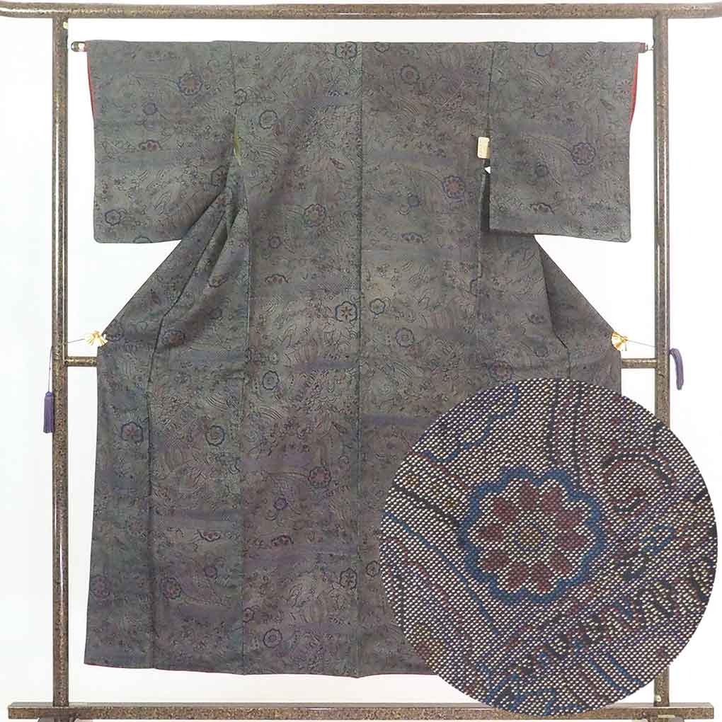 【中古】小紋 リサイクル着物 身丈154cm 裄65cm 前幅23cm 後幅29cm 袖丈49cm 正絹（シルク） レディース 袷仕立 秋冬春用 黒地 裄Mサイズ 未使用品 リユース
