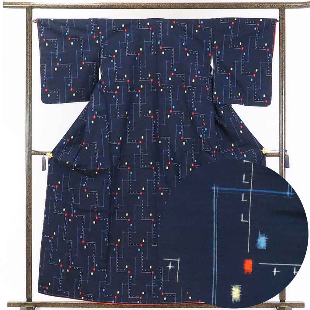 【中古】紬 リサイクル着物 身丈160cm 裄66cm 前幅23.5cm 後幅30cm 袖丈49cm 正絹（シルク） レディース 袷仕立 秋冬春用 紺地 裄Mサイズ 未使用品 リユース｜リサイクル着物 呉服のきくや