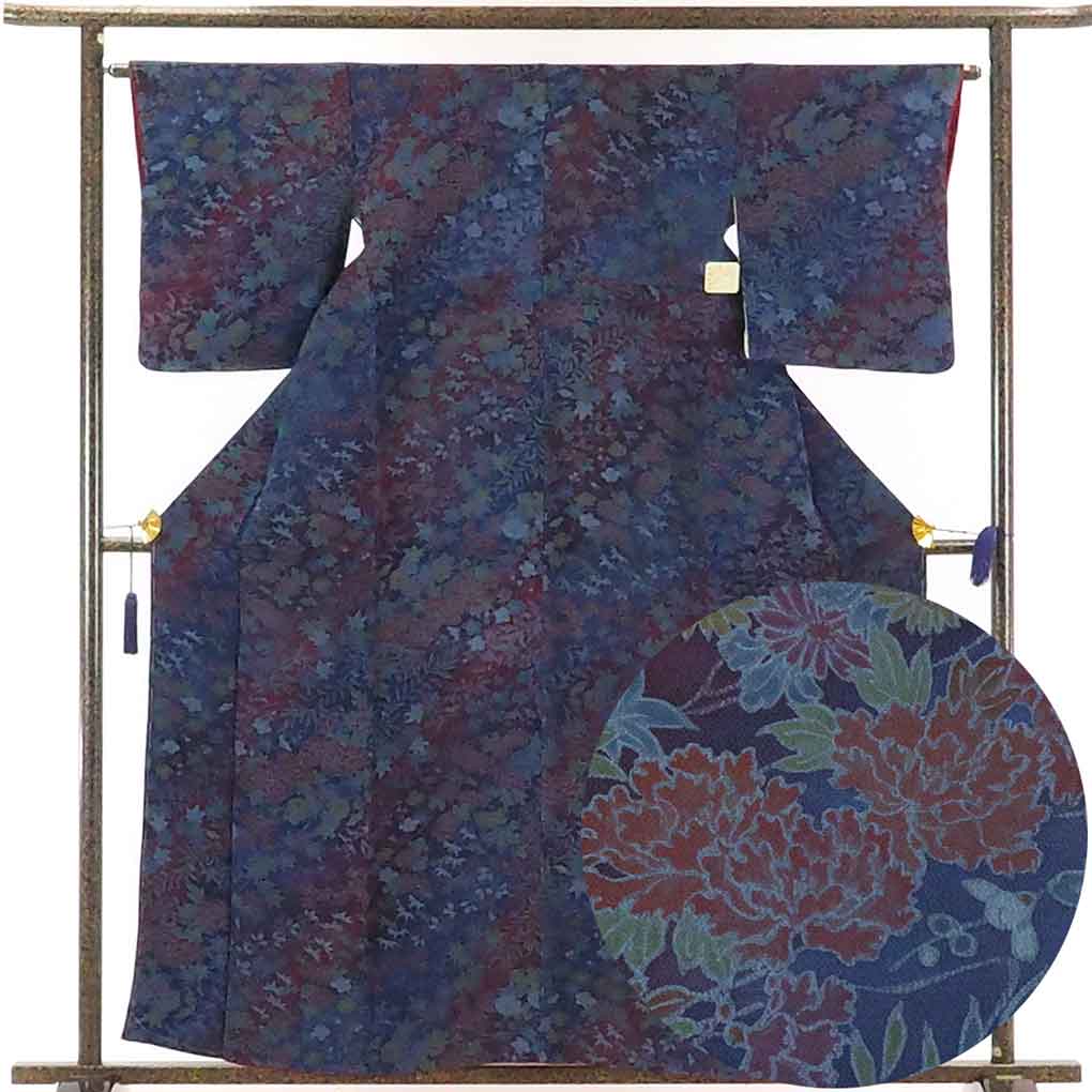 【中古】小紋 リサイクル着物 身丈164cm 裄64cm 前幅22cm 後幅28cm 袖丈49cm 正絹（シルク） レディース 袷仕立 秋冬春用 紺地 裄Mサイズ 未使用品 リユース