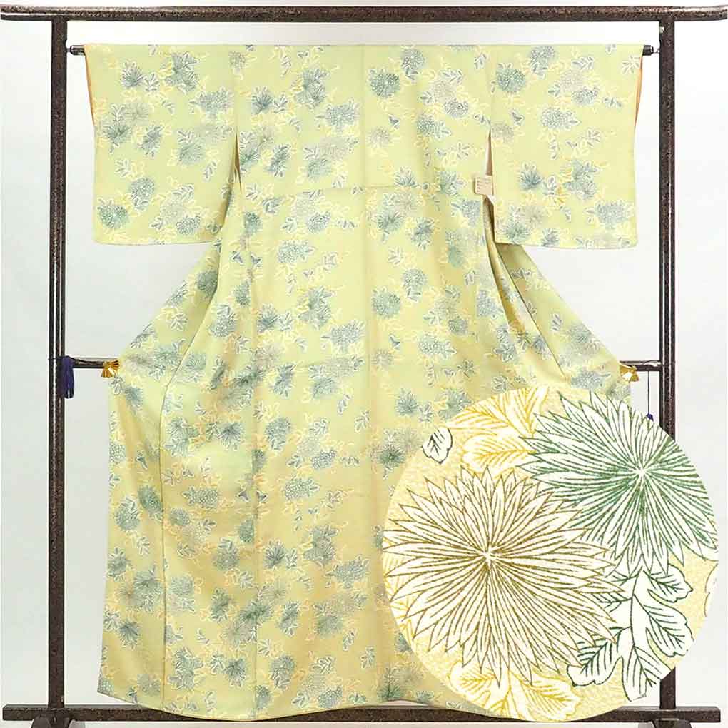 【中古】小紋 リサイクル着物 身丈159cm 裄64cm 前幅22.5cm 後幅29cm 袖丈48cm 正絹（シルク） レディース 袷仕立 菊 秋冬春用 緑地 裄Mサイズ リユース