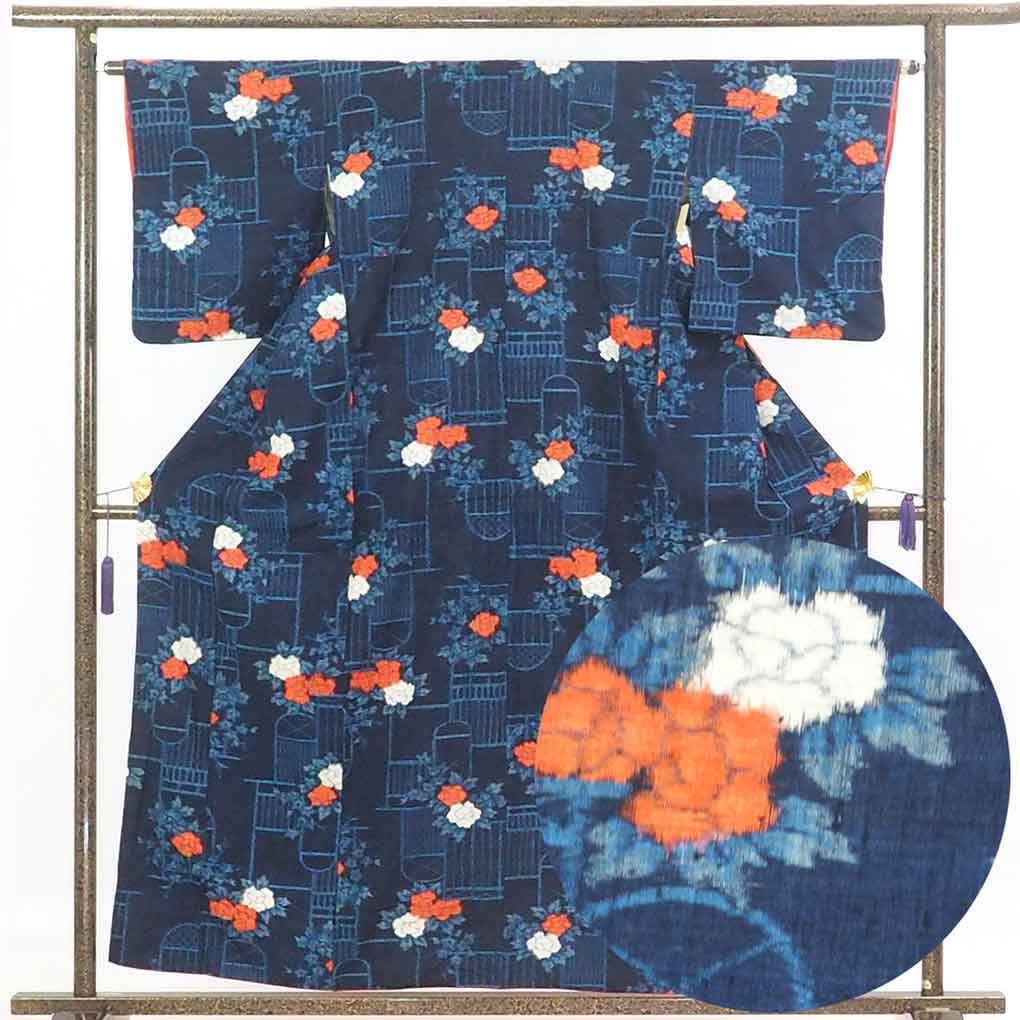 【中古】紬 リサイクル着物 身丈159cm 裄63cm 前幅22.5cm 後幅28cm 袖丈49cm 正絹（シルク） レディース 袷仕立 秋冬春用 紺地 裄Mサイズ リユース