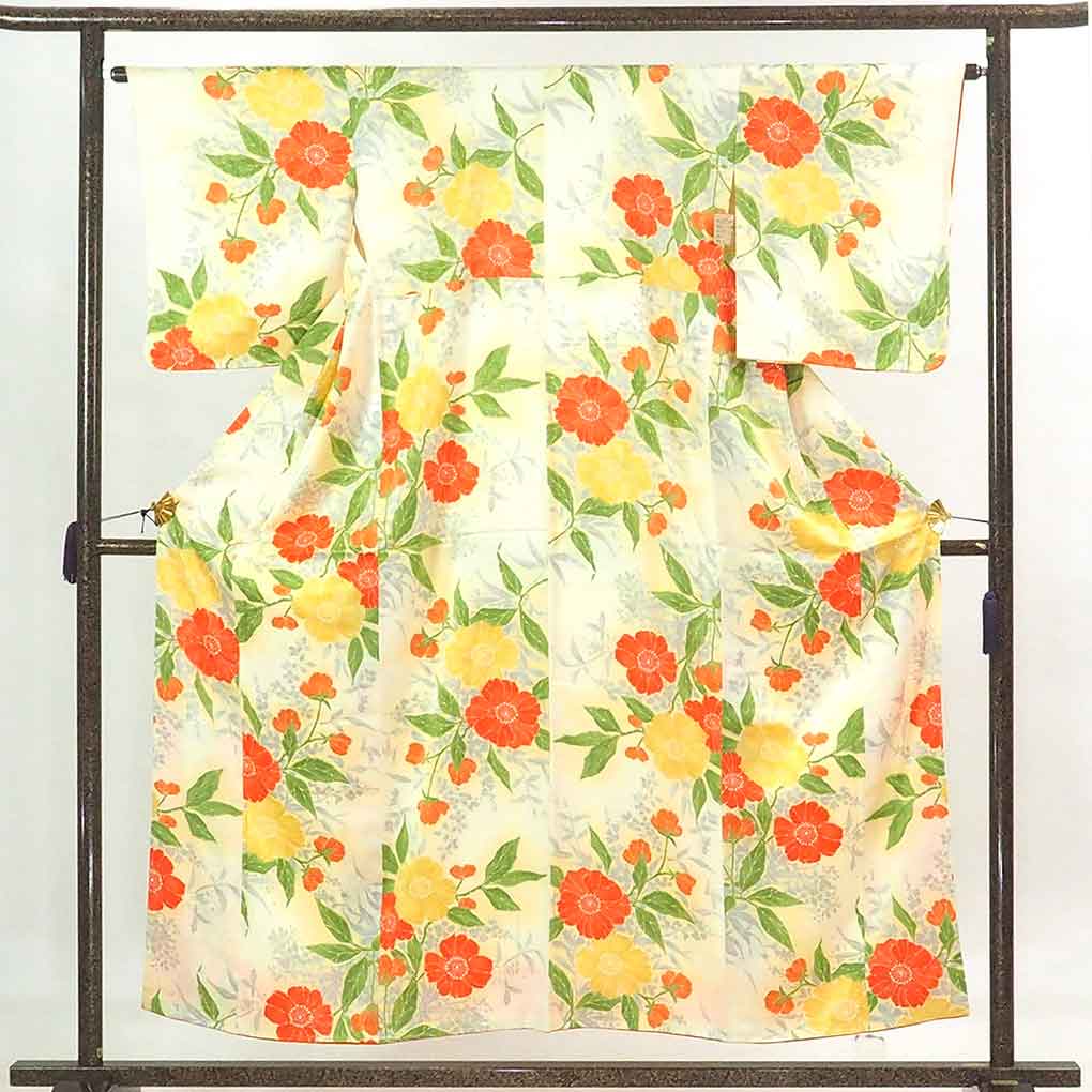 【中古】小紋 リサイクル着物 身丈154cm 裄65cm 前幅22cm 後幅29cm 袖丈49cm 正絹（シルク） レディース 袷仕立 秋冬春用 白地 裄Mサイズ 未使用品 リユース