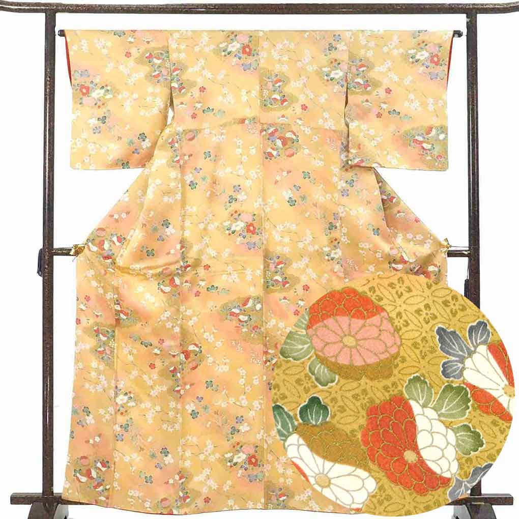 【中古】小紋 リサイクル着物 身丈163cm 裄64cm 前幅24cm 後幅28.5cm 袖丈49cm 袖幅32.5cm レディース 袷 花柄 裄Mサイズ 秋冬春用 正絹（シルク）イエロー 美品 リメイク リユース