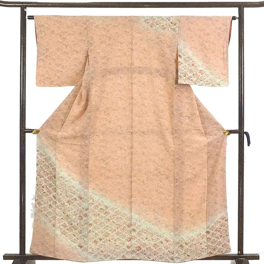 【中古】訪問着 リサイクル着物 身丈162cm 裄丈64cm 前幅23cm 後幅28.5cm 袖丈47cm 袖幅32.5cm レディース 袷 宝尽くし 裄Mサイズ 秋冬春用 正絹（シルク）ピンク 未使用品 リメイク リユース
