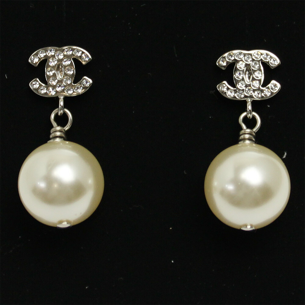 Brand Go Guys Chanel Earrings Coco Mark With Pearl Rhinestone Chanel Earrings Coco Mark With Pearl Rhinestone Silver A36138 Y02005 Z2354