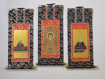 楽天市場】【掛軸】【浄土真宗本願寺派(西)】親鸞上人絵像 (脇掛右) 30