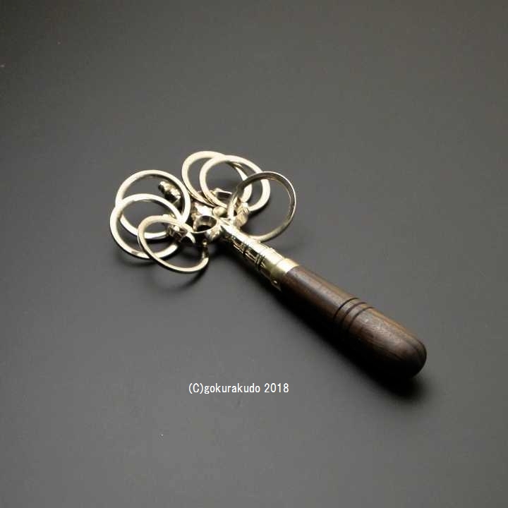 真鍮錫杖 真鍮製 厄除け 原色 仏具 密教法具 佳品 手作り 23.5cm+