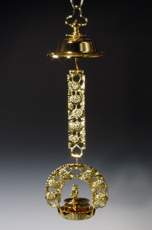 楽天市場】盛菊輪灯（一対） 磨き／本金メッキ 3寸～5寸 : 仏壇 仏具