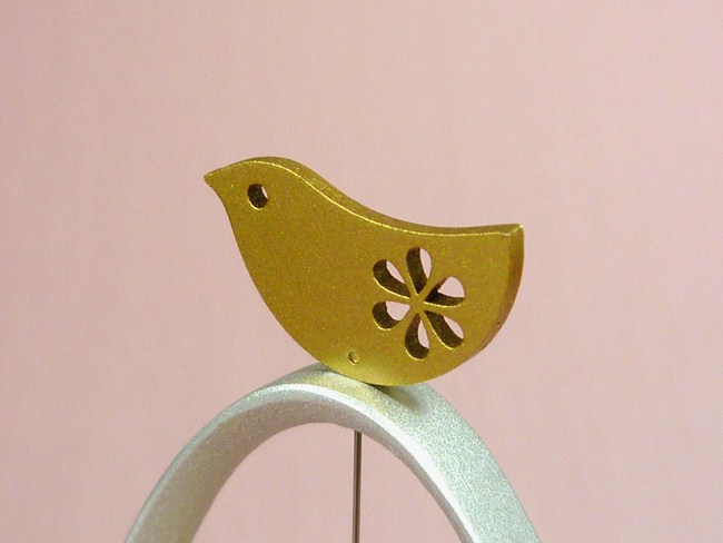 オシャレ ペット供養 鈴 ペット供養 鳥和楽器 小鳥 手元供養 まわりん おりん ペット仏具 お墓参り用 呼び鈴にもおすすめです 鳴物仏具 ミニ仏壇用りん 現代仏具 かわいい 現代風 邦楽 りん 鳴物仏具 おしゃれなりん おしゃれ ごくらくやあたまの上の実がくるくる オシャレ ペット供養 鈴 ペット供養 鳥和楽器 小鳥 手元供養 まわりん おりん ペット仏具 お墓参り用 呼び鈴にもおすすめです 鳴物仏具 ミニ仏壇用りん 現代仏具 かわいい 現代風 邦楽 りん 鳴物仏具 おしゃれなりん おしゃれ ごくらくやあたまの上の実がくるくる