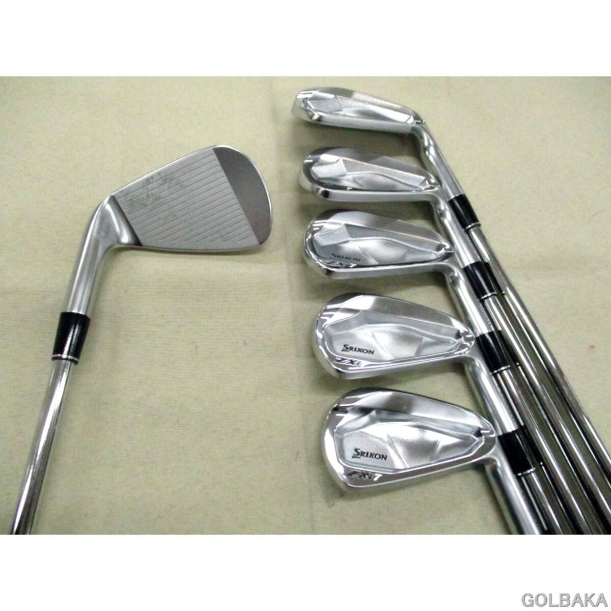 【中古】B：ダンロップ　スリクソン　Zxi 7アイアンセット6本（＃5～＃9.PW） ロフト25° ダイナミックゴールド　/S200