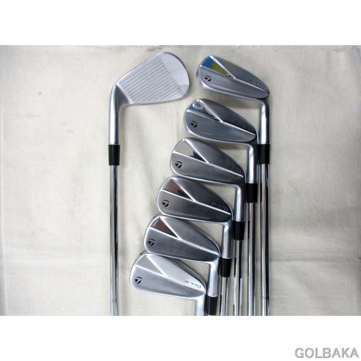 【中古】C：仕立て屋お手伝いさんP770アイアン仕掛ける7本（＃4-Ｐ） 屋根裏部屋33° DYNAMIC GOLD EX TOUR ISSUE S200