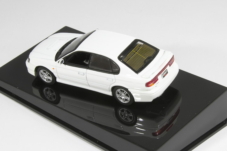 オートアート スバル レガシー GTB 1999 ミニカー 白 ホワイト SUBARU