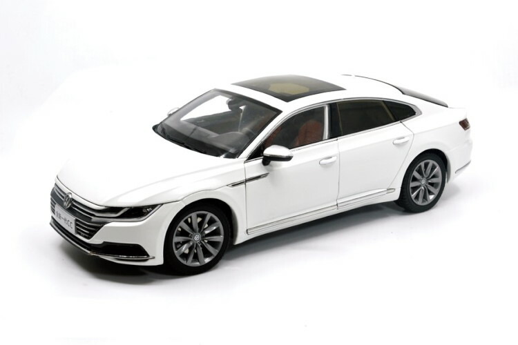 VW特注 1/18 フォルクスワーゲン アルテオン 白いこと VW Volkswagen CC Arteon 2018