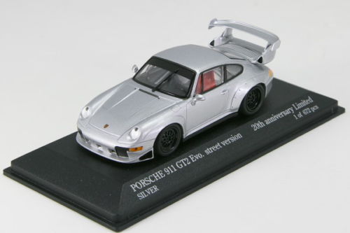 ＜中古品＞ミニチャンプス 1/43 ポルシェ Porsche 911 GT2 Evo Street Version 1995 Silver