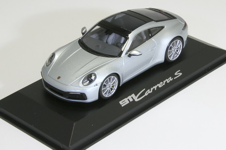 楽天市場】ミニチャンプス 1/43 ポルシェ 911 (992) カレラ4S 2019 グリーンメタリックMinichamps 1:43  Porsche 911 (992) Carrera 4S year 2019 aventurine green metallic : Reowide  モデルカー カタログ SHOP