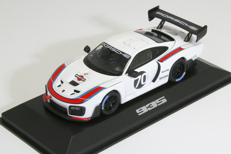 楽天市場】ミニチャンプス 1/43 ポルシェ 935 GT2 RS JPS #68