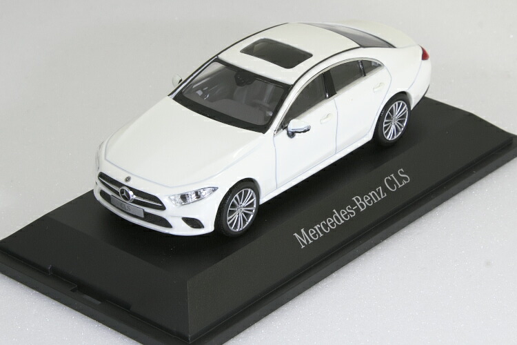 メルセデスベンツ　CLSクラス　1/18 imgrc0129998907.jpg
