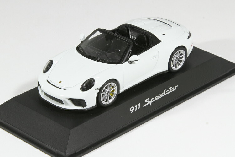 オートアート　ポルシェ911カレラS 1/43スケール Amazon | 1/43 ポルシェ 911 (997) 〓 Carrera 4 / シルバー