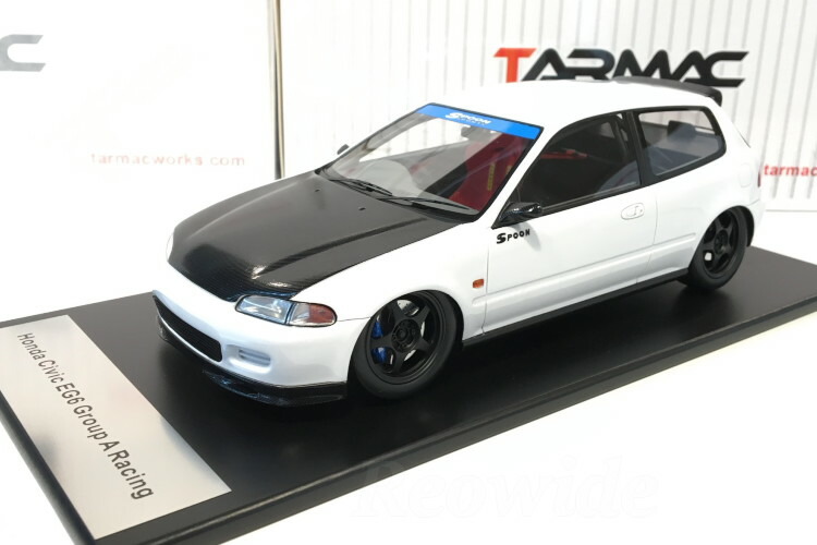 TARMAC WORKS 1/18 ホンダ 御匙 シビック EG6 白いこと 黒いことカウリングTarmac Works 1/18 Spoon Honda Civic EG6 (White with Black Bonnet)