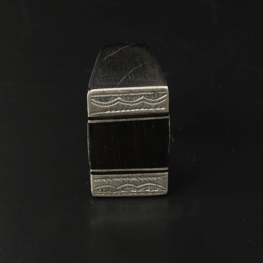 TOUAREG SILVER JEWELRY トゥアレグ シルバー ジュエリー ピュア シルバー リング C9 長方形 エボニーウッド シルバー｜a people to collect