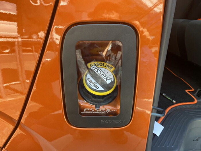 い出のひと時に とびきりのおしゃれを ハイエース ガラスリッド Honest Crsコラボ Essexロゴ 外装 エアロパーツ Www Sigweb Cl