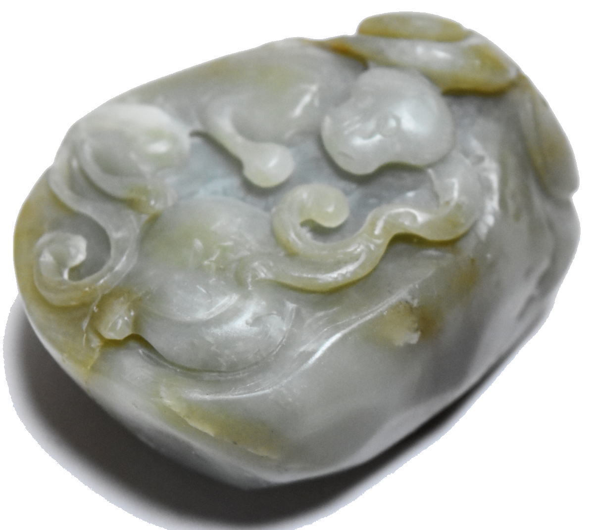 送料無料 猿 Netsuke開運 十二支chinese 根付 Jade 手彫り猿 玉石 風水 天然 Zodiac 霊芝 申