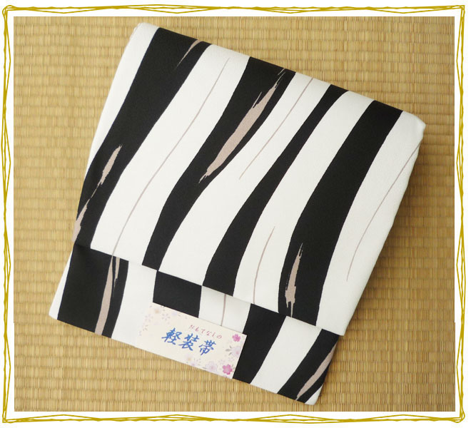 作り帯お太鼓正絹質屋出店リサイクル帯アンティーク帯中古帯