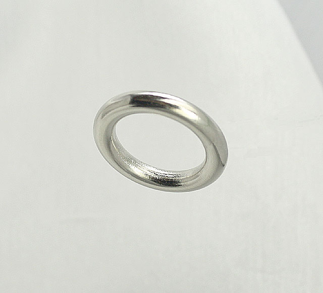 【激安セール】 丸カン シルバー 15mm 内径15ミリ 線径約4mm 金具 内径 日本製 国産 頑丈 mm 倉 ペット 耐荷重 丈夫 亜鉛合金製 個 高級品