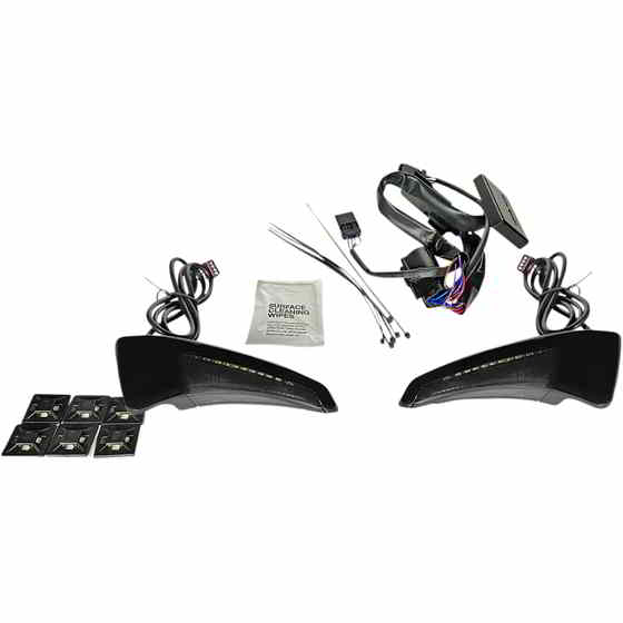 取寄せ シーケンシャル ツアーパック シートバックレスト LEDライト - ブラック/スモーク - FLH カスタムダイナミクス Sequential Tour Pak Seat Back Rest LED Lights - Black/Smoke - FLH CD-TPBR-14-SB DRAG 20402539