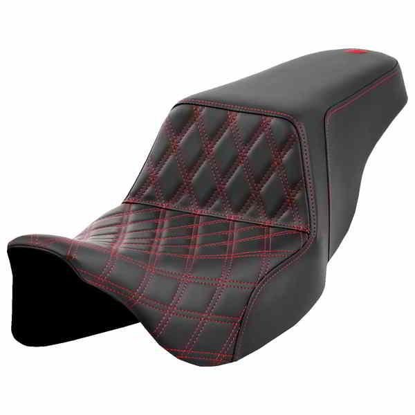 取寄せ ステップアップシート - フロント ラティスステッチ - レッドステッチ - FLH/FLT 08-23 サドルマン Step-Up Seat - Front Lattice Stitch - Red Stitch - FLH/FLT '08-'23 808-07B-17204 DRAG 08011574