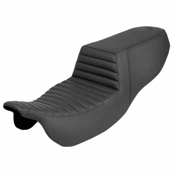 取寄せ ステップアップシート - タック&ロール - FLRT/FLTRT 15-25 サドルマン Step-Up Seat - Tuck-n-Roll - FLRT/FLTRT '15-'25 815-07-171 DRAG 08012154|ハーレーパーツデポ