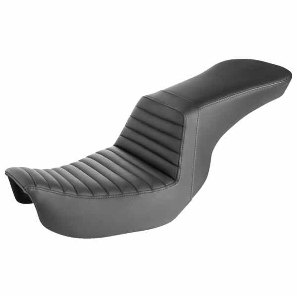 取寄せ ステップアップシート - フロントタックアンドロール - ブラック - ダイナ サドルマン Step-Up Seat - Front Tuck-n-Roll - Black - Dyna 806-04-191 DRAG 08030692|ハーレーパーツデポ