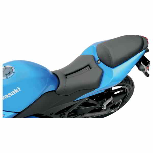 取寄せ Gel Channel トラックカーボンファイバースポーツシート - ブラック - ZX10R サドルマン Gel Channel? Track Carbon Fiber Sport Seat - Black - ZX10R 0810-K036 DRAG 08101111