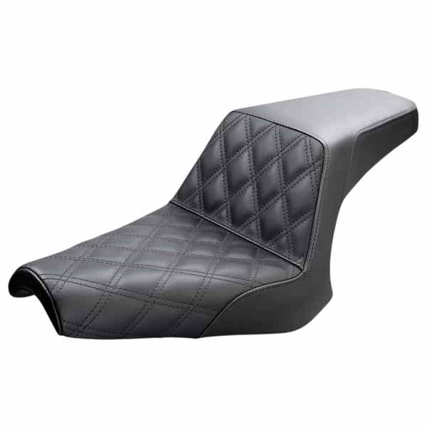 取寄せ ステップアップシート - フロントラティスステッチ - ブラック - ボルト 13-24 サドルマン Step-Up Seat - Front Lattice Stitch - Black - Bolt '13-'24 Y13-16-172 DRAG 08102052