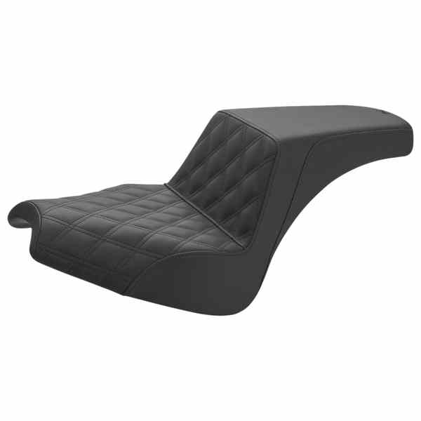 取寄せ ステップアップシート - フロントラティスステッチ/リアスムース - ブラック - チーフ サドルマン Step-Up Seat - Front Lattice Stitch/Rear Smooth - Black - Chief I21-04-172 DRAG 08102309|ハーレーパーツデポ