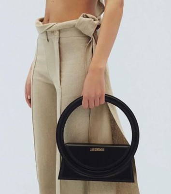 JACQUEMUS ジャックムス Le Sac Rond Bag 御徒面子