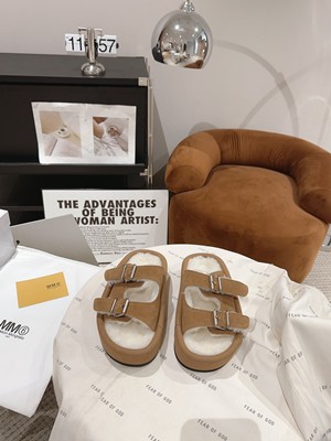 Maison Margiela メゾンマルジェラ MM6 エムエムシックス サンダル モヘヤ 羊肉 コンフォートサンダル シューズ レディース メンズ 棲み家 マルジェラ