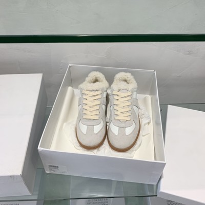 Maison Margiela メゾンマルジェラ MM6 エムエムシックス スニーカー ムートン ランニング シューズ レディース メンズ メゾン マルジェラ｜AYA-FARM店