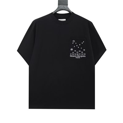 Maison Margiela メゾンマルジェラ MM6 エムエムシックス  レディース メンズ ティーシャツ トップス