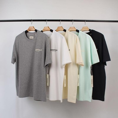 FEAR OF GOD FOG フィアオブゴッド Essentials エッセンシャルズ 大層らしい大きさ ティーシャツ