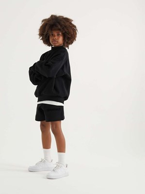 FEAR OF GOD FOG フィアオブゴッド Essentials エッセンシャルズ ショート パンツ｜AYA-FARM店