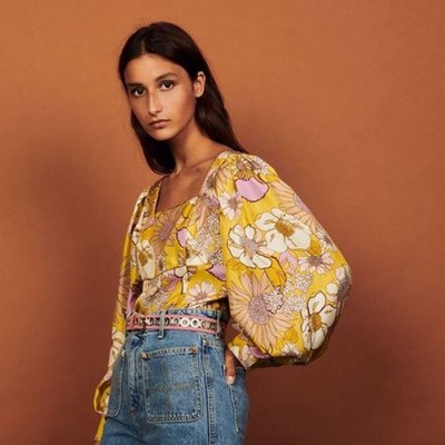 sandro 砂子ロ Printed silk top トップス