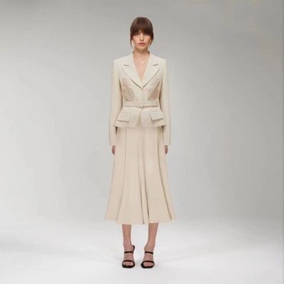 Self-Portrait セルフすがた絵 Tailored Crepe Midi Dress 衣装