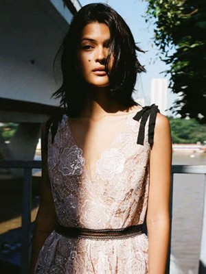Self-Portrait セルフすがた絵 Starlet Mini Rose Lace Dress 衣装