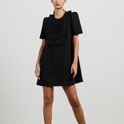 Self-Portrait セルフすがた絵 Pistachio Lace-Bib Crepe Mini Dress 衣装