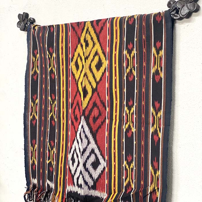 楽天市場】【インテリア雑貨 おしゃれ バリ風】 インドネシア イカット