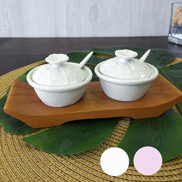 【ポイントUP アジアン バリ】 ジェンガラ 調味料入れ セット 塩 胡椒 コショウ Salt & Pepper プルメリア 2色 白 ピンク ジェンガラケラミック ブランド 正規品 陶器 キッチン用品 おしゃれ 来客用 リゾート ウエディング 結婚祝い ギフト プレゼント [ss2503] 10,103円